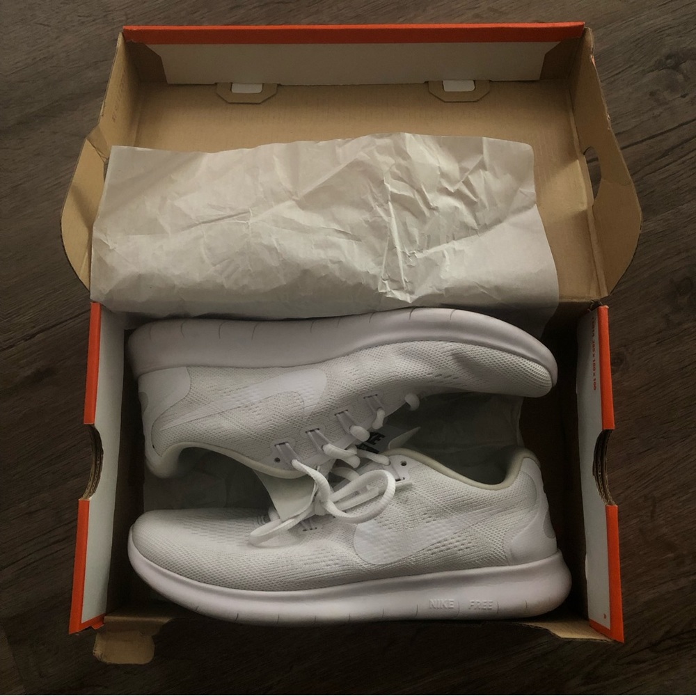 Nike Free Runs